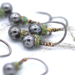 Ninfa jig con testa nera per pesca a mosca